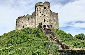 Cardiff Castle - Coach Hire Cardiff